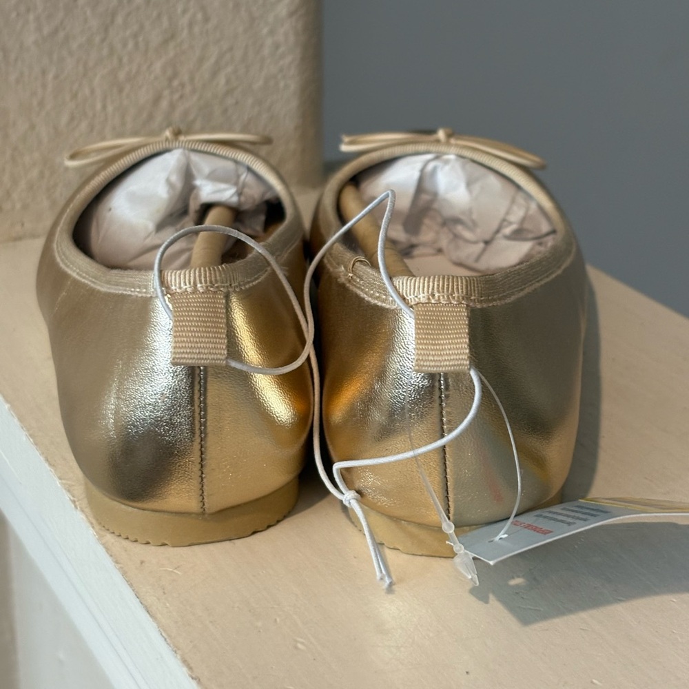 Girls' Diana Gold Dress Ballet Flats Slip On Bow Front Cat & Jack Toddler Sz 13 - Picture 4 of 6